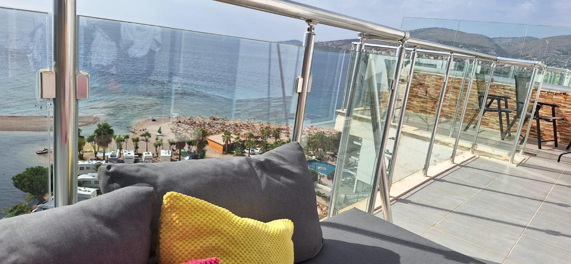 Ferienwohnung Sadet'S Penthouse Saranda Exterior foto