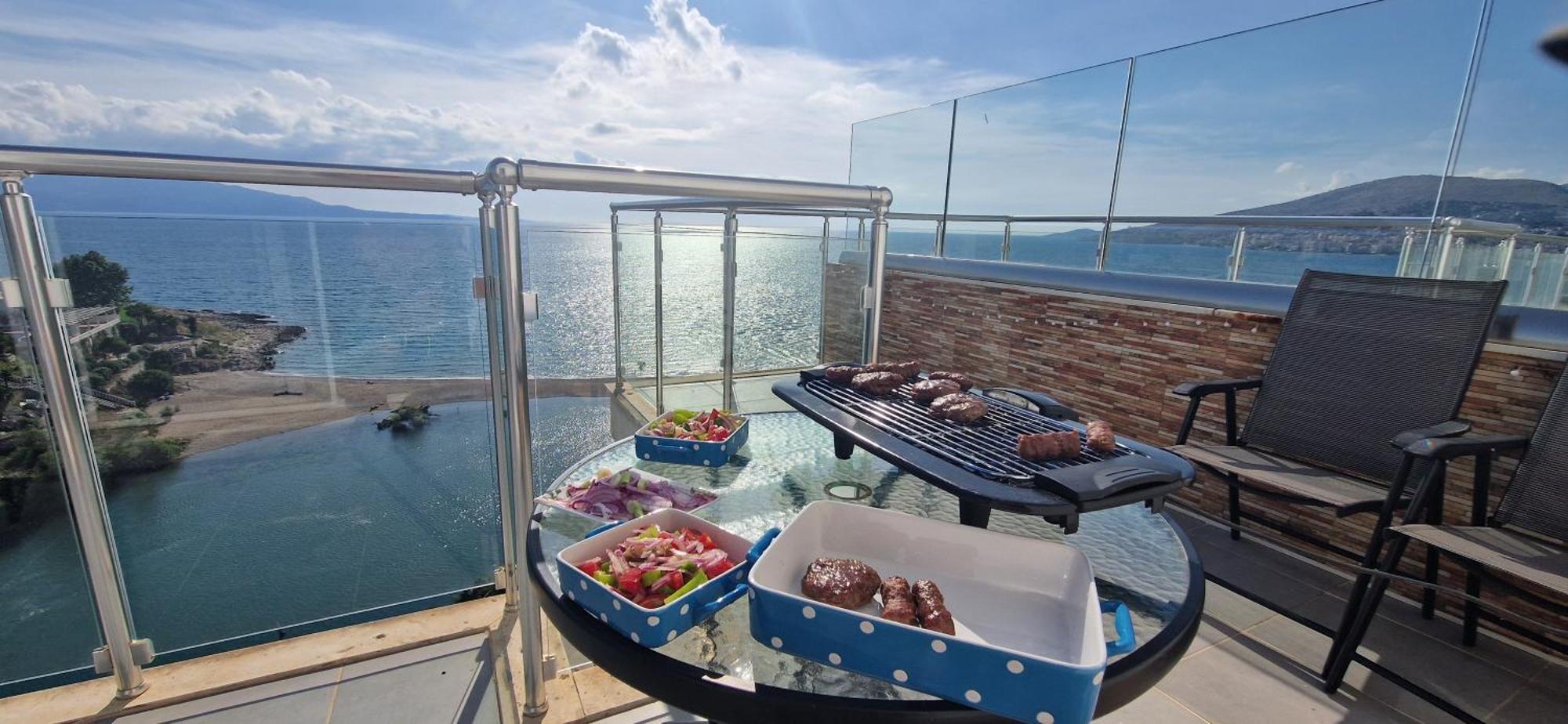Ferienwohnung Sadet'S Penthouse Saranda Exterior foto